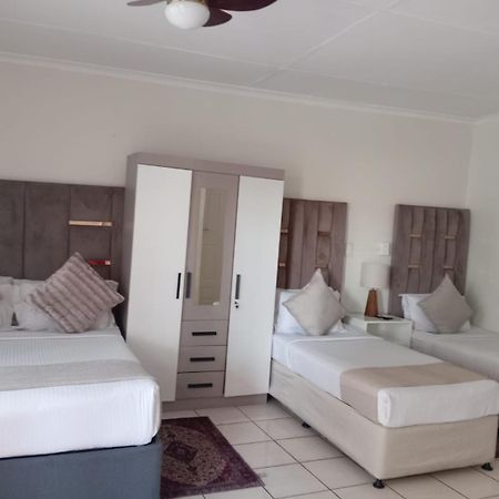 Ecotel Midrand Bagian luar foto